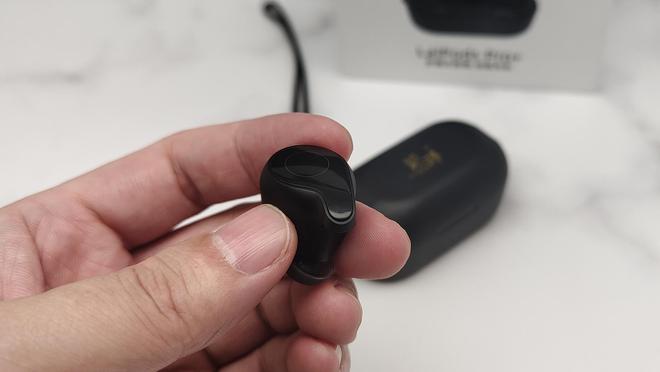 荐的3款耳机音质出色降噪稳定口碑好!瓦力游戏app2025年被用户高度推(图3)