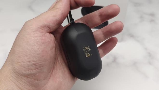 荐的3款耳机音质出色降噪稳定口碑好!瓦力游戏app2025年被用户高度推(图2)